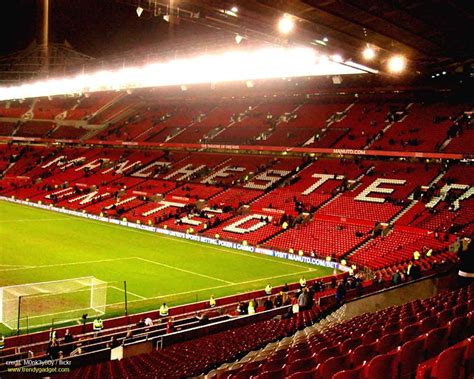 Manchester United in Old Trafford Manchester United Stadium, Manchester ...