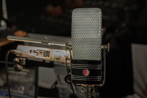 What Is a Ribbon Microphone? Unveiling the Vintage Magic