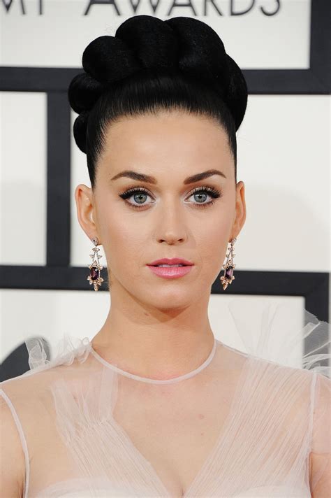 Celebrity Get the Look: Katy Perry Makeup at 2014 Grammy Awards : BEAUTY : Beauty World News