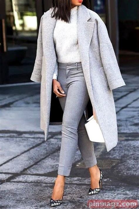 30 Chic Winter Women Outfits Ideas For Work - Pinmagz | Chic winter ...