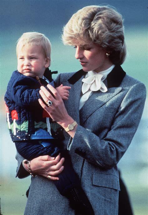 Princess Diana carried baby Prince William while in Aberdeen ...