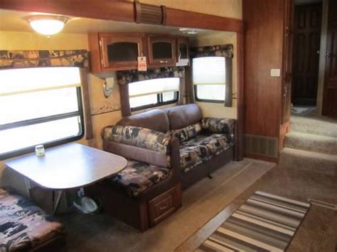 2011 Jayco Eagle, 5th Wheel Camper, Bunkhouse, 1 1/2 Bath, 2 Slides for ...