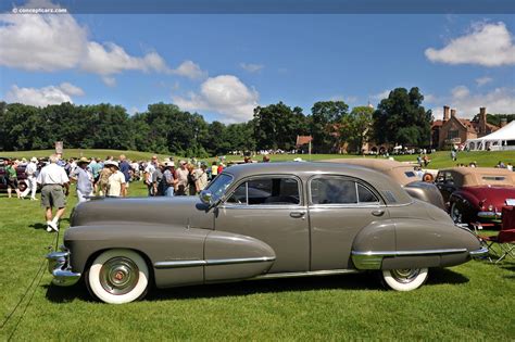 1944 Cadillac Fleetwood - Information and photos - MOMENTcar