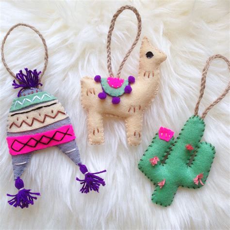 Set of 3 Peru Decorations. Hand Embroidered Felt Christmas Tree ...