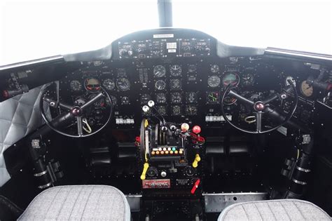 Douglas DC-3 cockpit at the Historic Flight Foundation in Mukilteo, WA ...