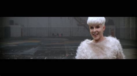 Call Your Girlfriend [Music Video] - Robyn Photo (35019250) - Fanpop