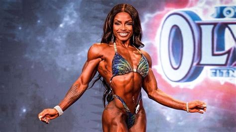 Six-Time Figure Olympia Champion Cydney Gillon Shares Ab Training Tips ...