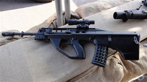 Thales/Steyr F90 and EF-88 AUG Rifle Review - The Firearm BlogThe Firearm Blog