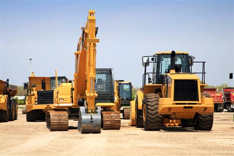 Advantages of Renting Construction Equipment vs Buying - Vandalia Rental