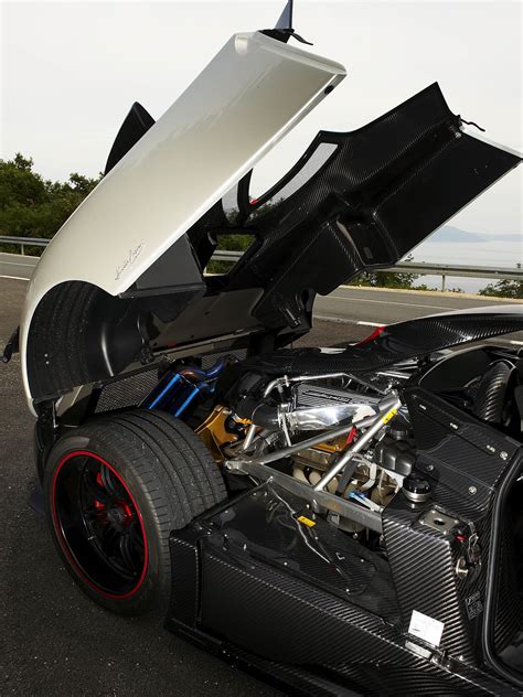 Pagani Zonda Cinque Engine