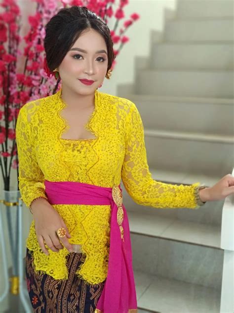 Traditional Indonesian Dress Kebaya Bali Yellow Dewatastar - Etsy