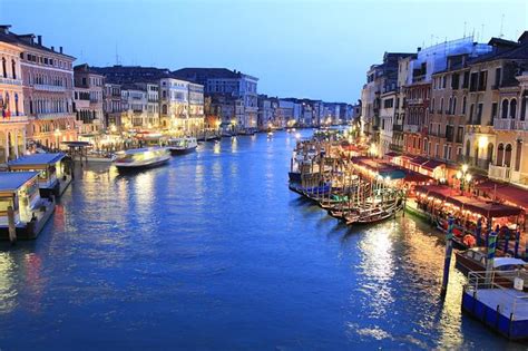 Venice Hidden Gems Guided Walking Tour Including Gondola Ride: Triphobo