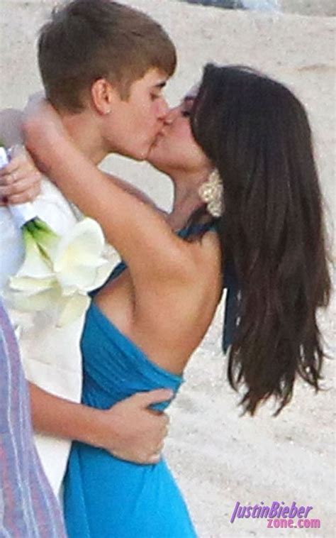 Justin Bieber and Selena Gomez Attend Wedding in MEXICO