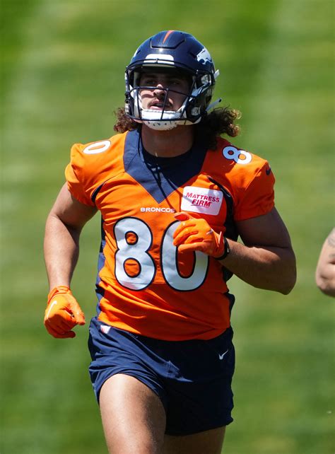 Broncos To Activate TE Greg Dulcich From IR