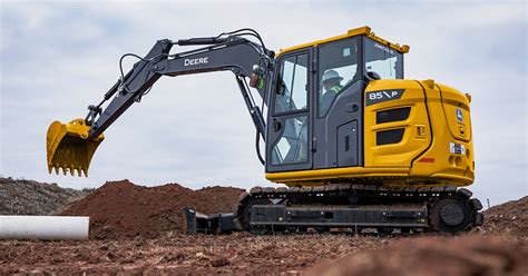 John Deere Unveils New Excavator Models and Future Generation Machines ...