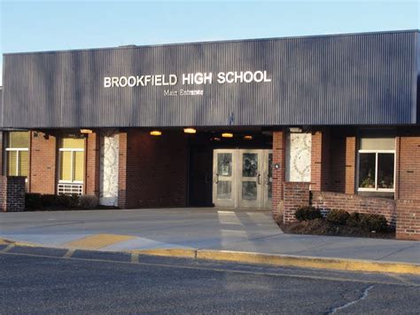 Brookfield Class of 2013 Graduation Date Set | Brookfield, CT Patch