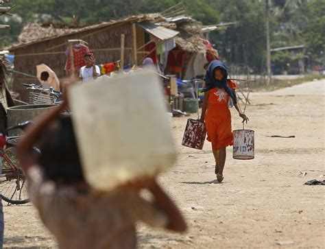 The Struggle to Survive in the Aftermath of El Nino Photos - ABC News