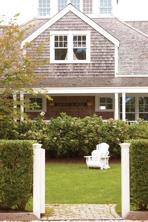 Nantucket Style Chic Design Inspiration & House Exteriors! - Hello Lovely | New england homes ...