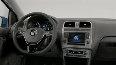 VOLKSWAGEN POLO INTERIOR DETAILS - YouTube