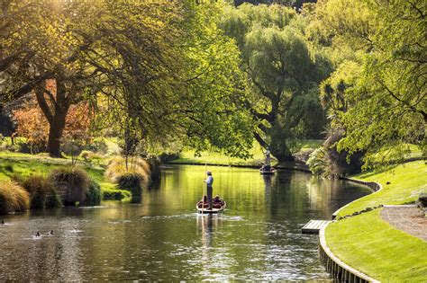 48 hours in Christchurch & surrounds for nature lovers | NeedaBreak