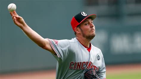 Trevor Bauer excited to work with Cincinnati Reds pitching coach