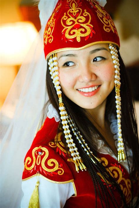 Kyrgyzstan traditional clothing | Traditional outfits, Beautiful women ...