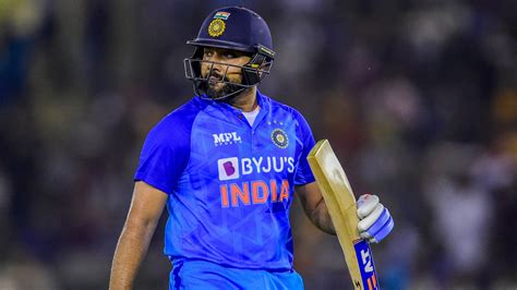 India vs Pakistan: 3 sensational records of Rohit Sharma at T20 World Cup | Crickit