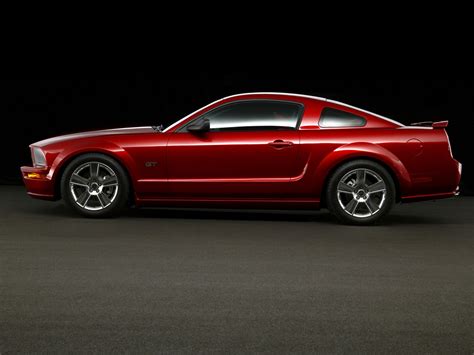 2005 Ford Mustang GT - HD Pictures @ carsinvasion.com