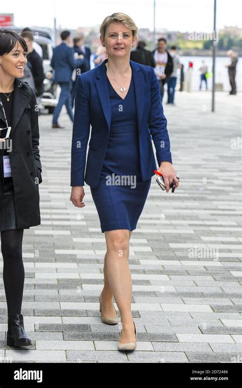 Yvette cooper mp hi-res stock photography and images - Alamy