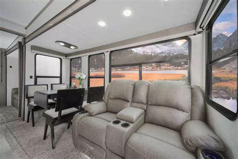 Chaparral Fifth Wheels - Coachmen RV