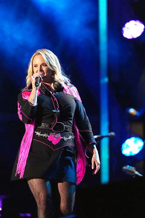 Miranda Lambert At CMA Fest 2023: Photos Of Her Outfit & Performance ...