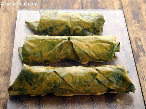 patra recipe | Gujarati patra | Maharashtrian alu vadi | Recipe | Recipes, Foodie recipes, Vegan ...