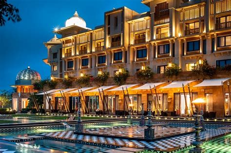 Top 10 Luxurious Hotels and Resorts in Udaipur - Hotels in Udaipur