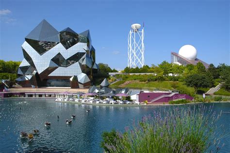 Futuroscope, Poitiers,France Universal Studios, Tenerife, Lonely Planet, Monuments, Air Nostrum ...