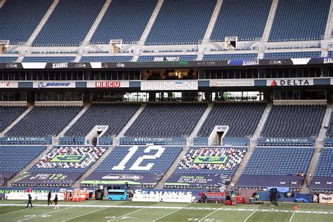 5 toughest NFL stadiums to play at