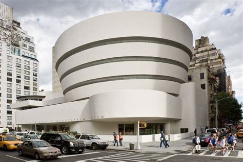 Solomon R. Guggenheim Museum | New York by Rail