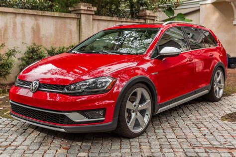 No Reserve: 2019 Volkswagen Golf Alltrack SEL 6-Speed for sale on BaT ...