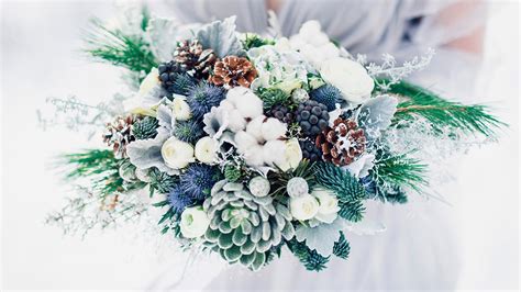 How to Choose Wedding Flowers | Choosing Wedding Flowers | Petal Talk