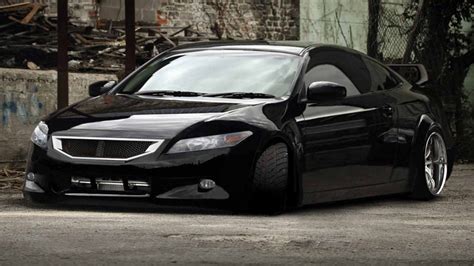 MODIFIED CARS: HONDA CIVIC IN BLACK