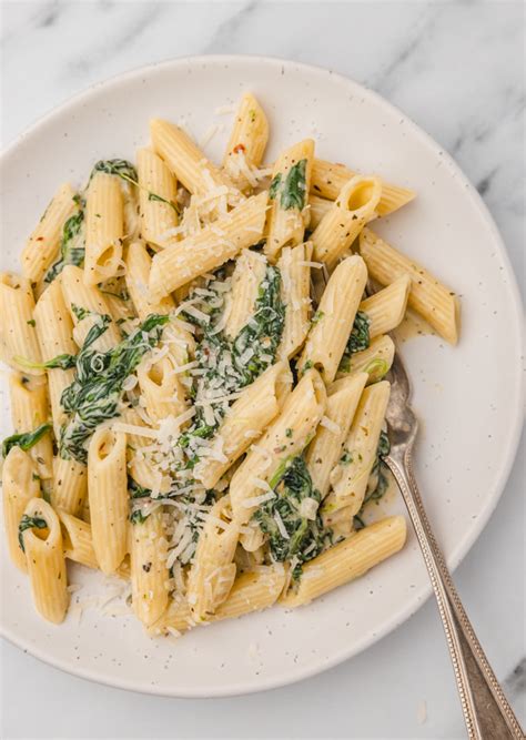 Creamy Spinach Pasta - The Dinner Bite