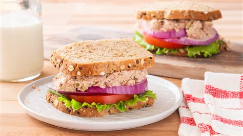 Panera Bread Tuna Salad Sandwich Recipe - Food.com