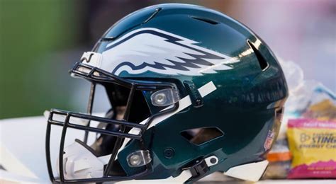 REPORT: Eagles Cut Three Offensive Players Following Preseason