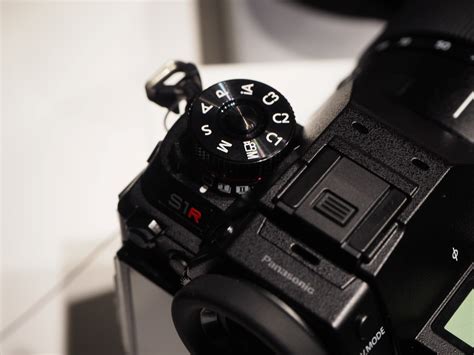 Panasonic Lumix S1R Hands-On Photos | ePHOTOzine