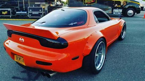 This Uniquely Modified Mazda RX-7 Packs 800hp | Motorious