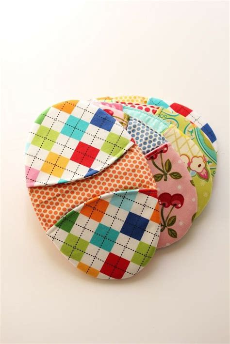 Adorable DIY pot holder tutorial | Easy sewing projects, Sewing crafts, Sewing projects