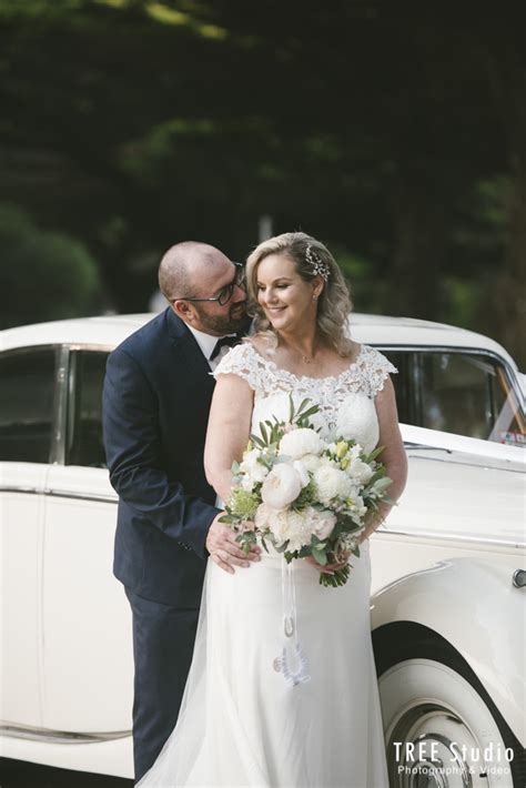 Rebecca & Troy – Mantra Lorne Wedding Photography | Tree Studio