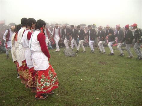 Folk Dance in Nepal | Traditonal and Cultural representation of Nepal - Trending Net Nepal