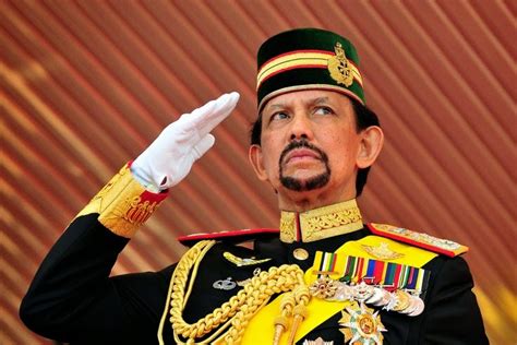 Life. Leben. Vie.: Super-rich Sultan of Brunei Bans Christmas