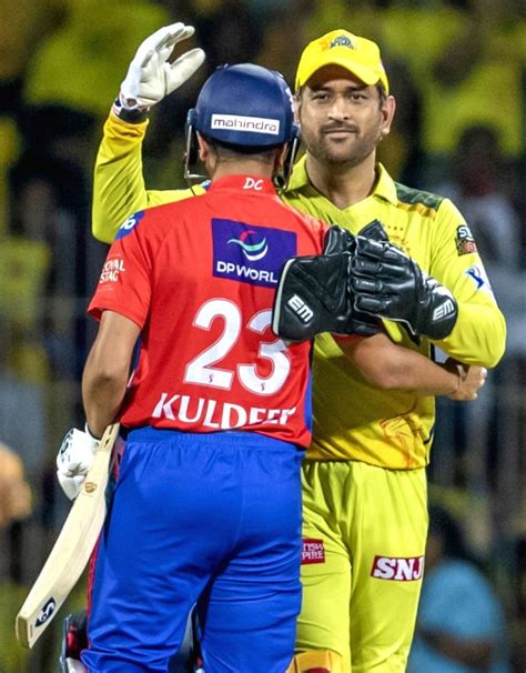 Chennai : Chennai Super Kings' captain MS Dhoni greets Delhi Capitals ...