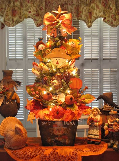 Harvest Blessings - 29" Scarecrow Tree - Pattern by Terrye French & Deb Antonick painted by ...